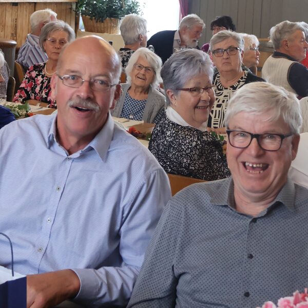 die beiden Markus - li Wanderleiter neu, re E-Bike-Tourenleiter neu