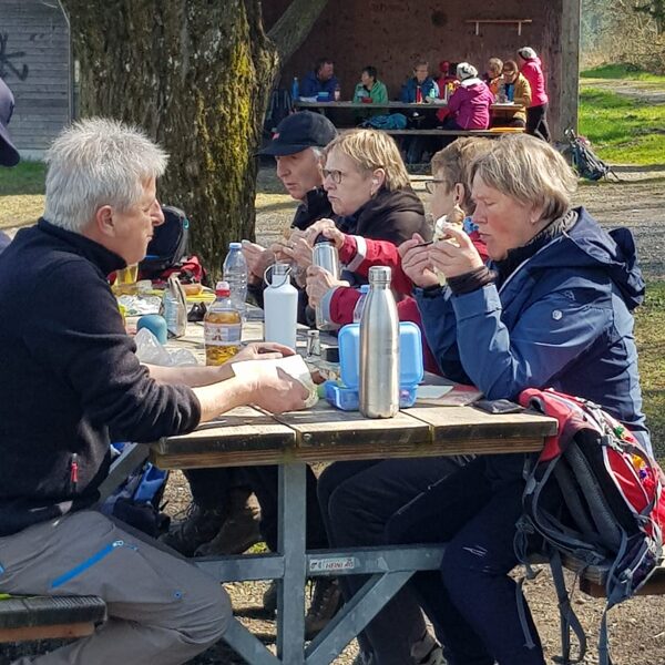 Mittagsrast bei der Mooshütte