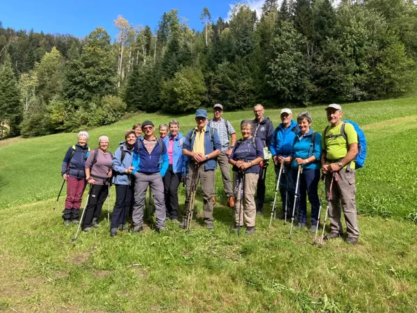 aufgestellte Wandergruppe