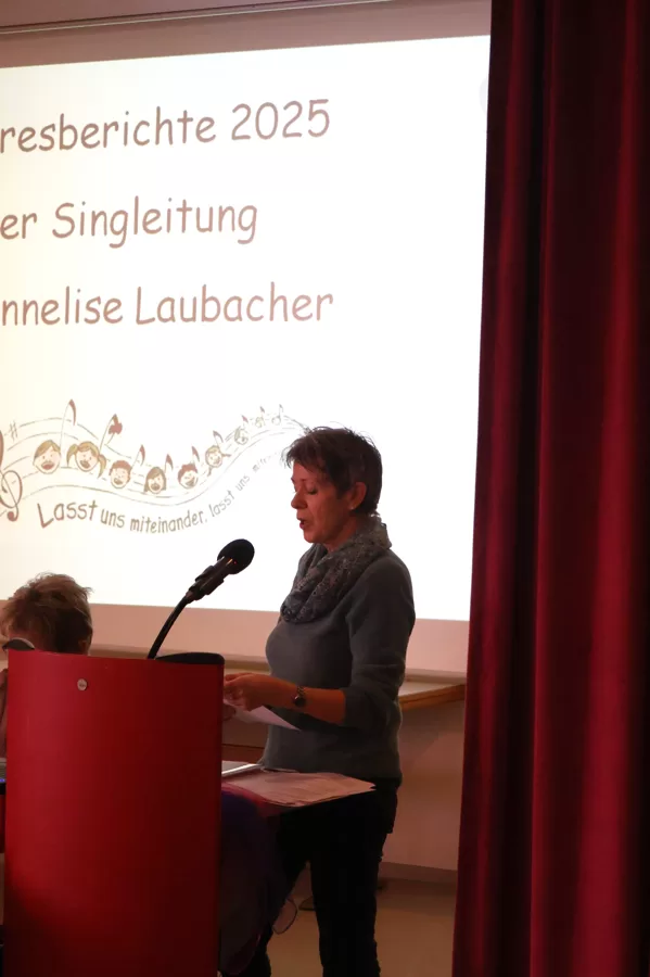 Sing-Leitung Annelise Laubacher