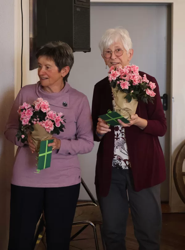 abtretende Rechnungsrevisorinnen Josy und Bernadette