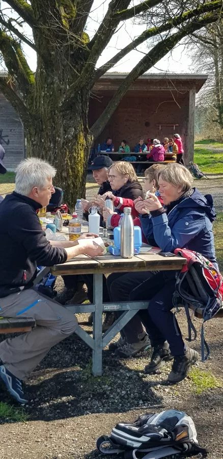 Mittagsrast bei der Mooshütte