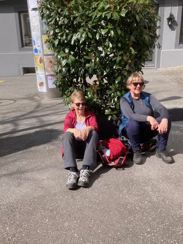Es hat keine freien Stühle mehr !!