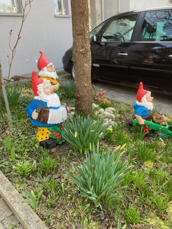 "Begüssung" am Wegrand