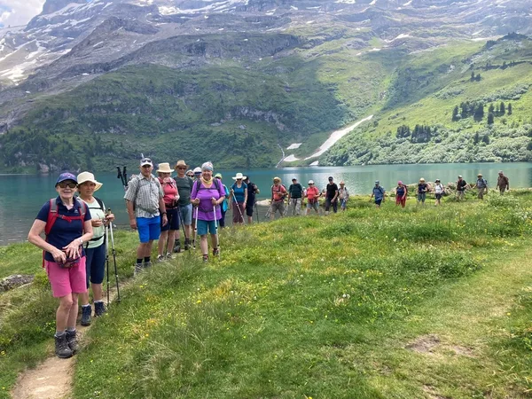 Bereit für den Aufstieg auf den Jochpass