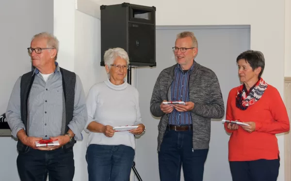Willkommgruss  der Wanderleiterinnen  und Wanderleiter