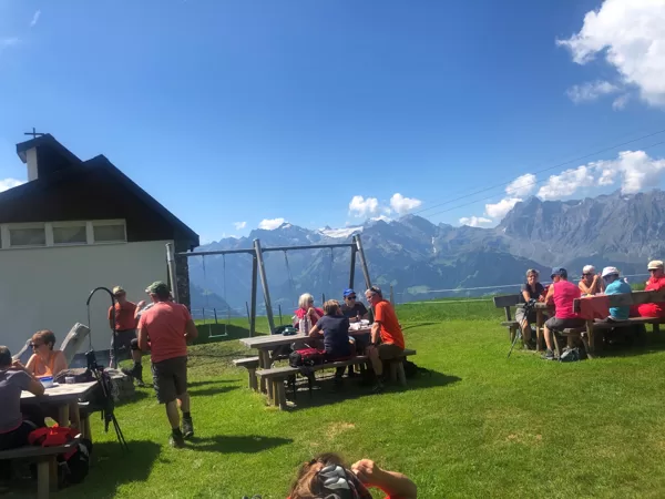 Mittagsrast bei der Biel Bruderklausenkapelle